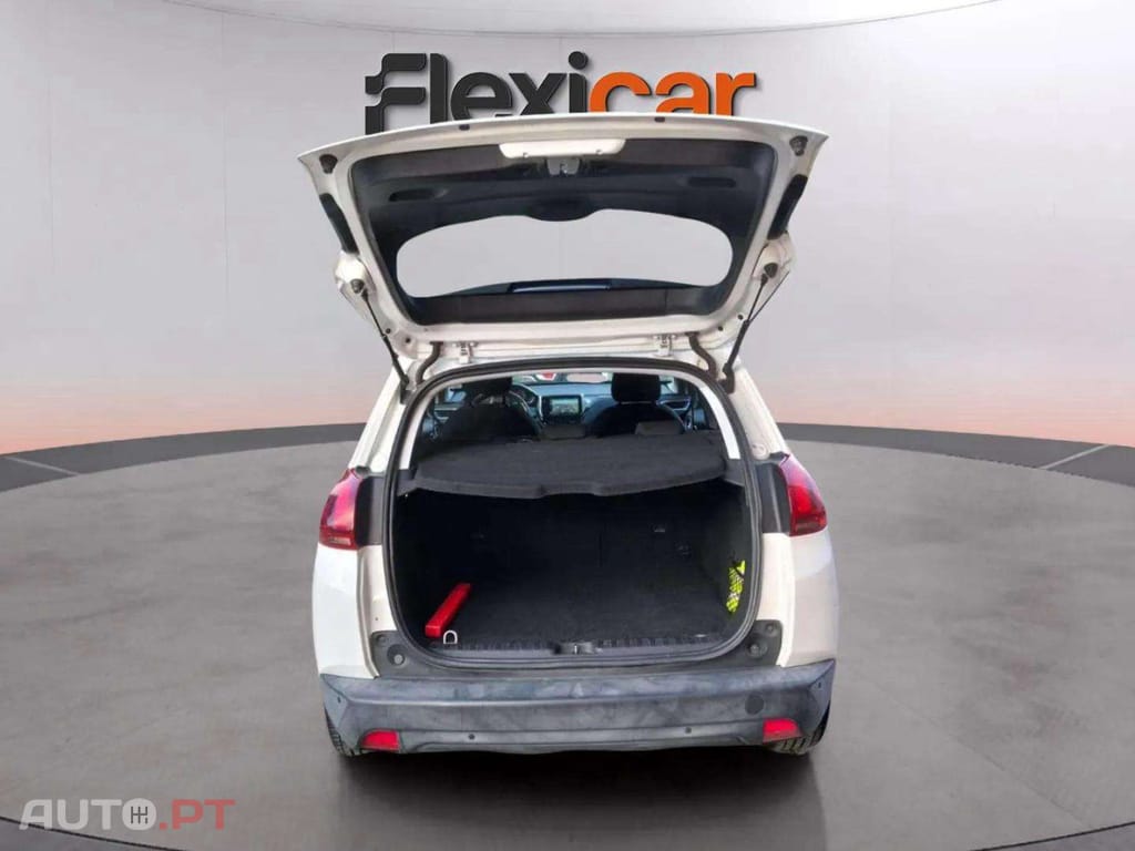 Peugeot 2008 1.2 PureTech Style