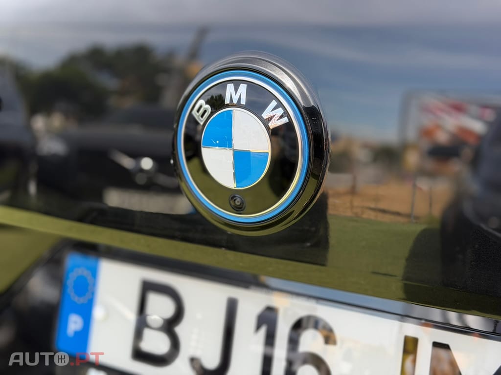 BMW iX xDrive 40 Pack Desportivo