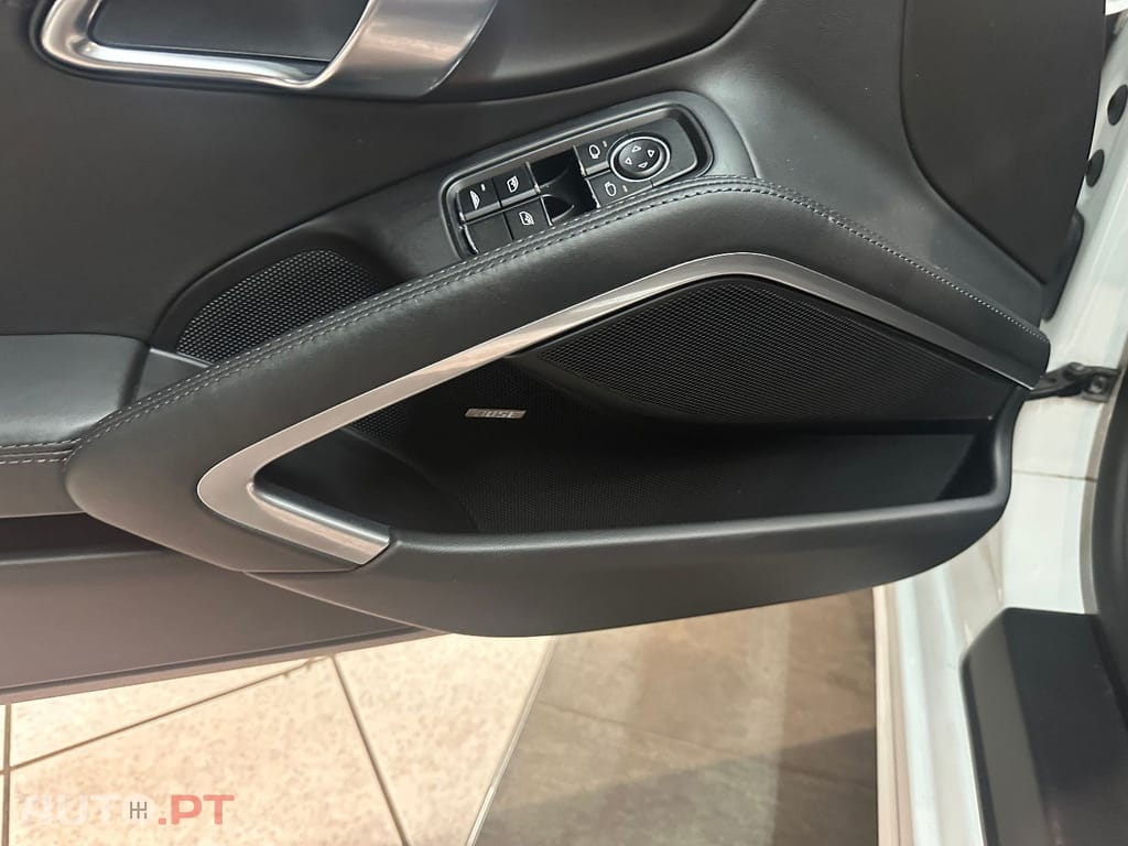 Porsche 991 Carrera 4 GTS