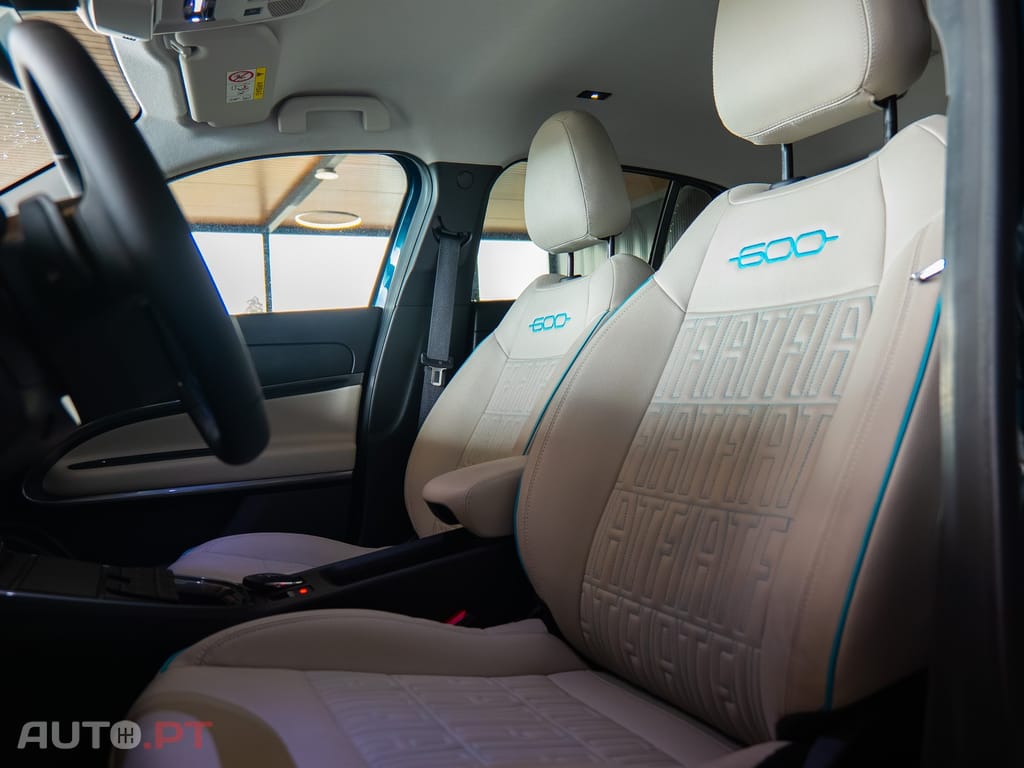 Fiat 600 1.2 Hybrid La Prima