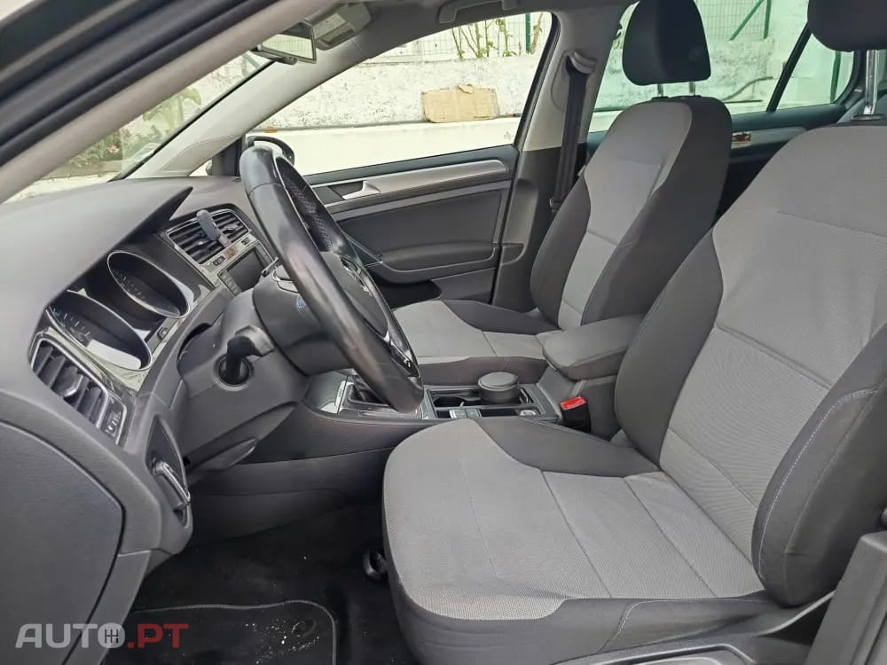 Volkswagen e-Golf AC/DC