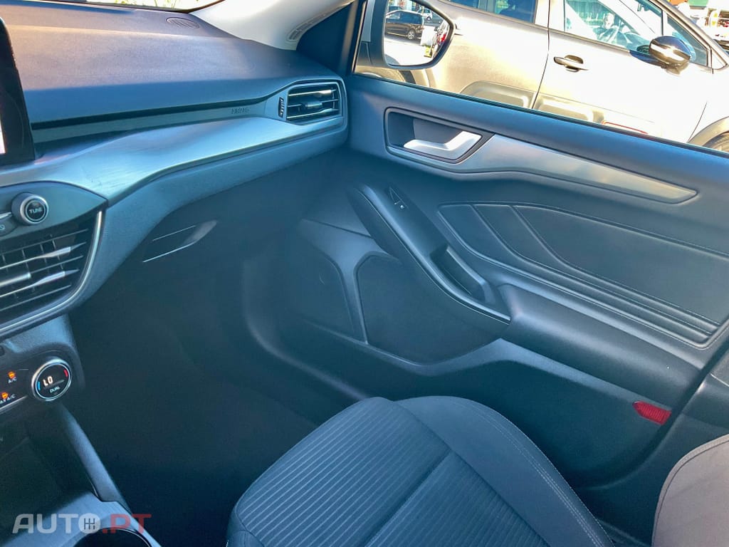 Ford Focus SW 1.5 TDCi EcoBlue Titanium Aut.