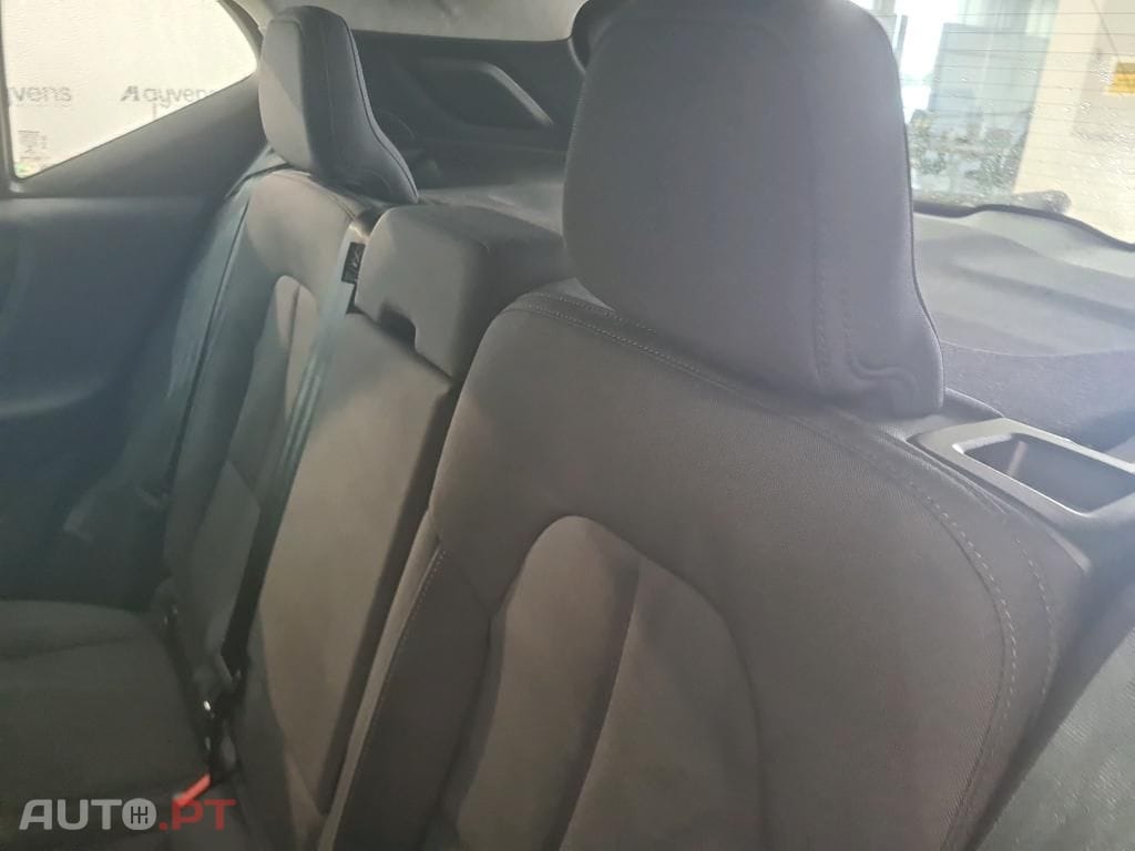 Volvo XC40 1.5 T2 Momentum