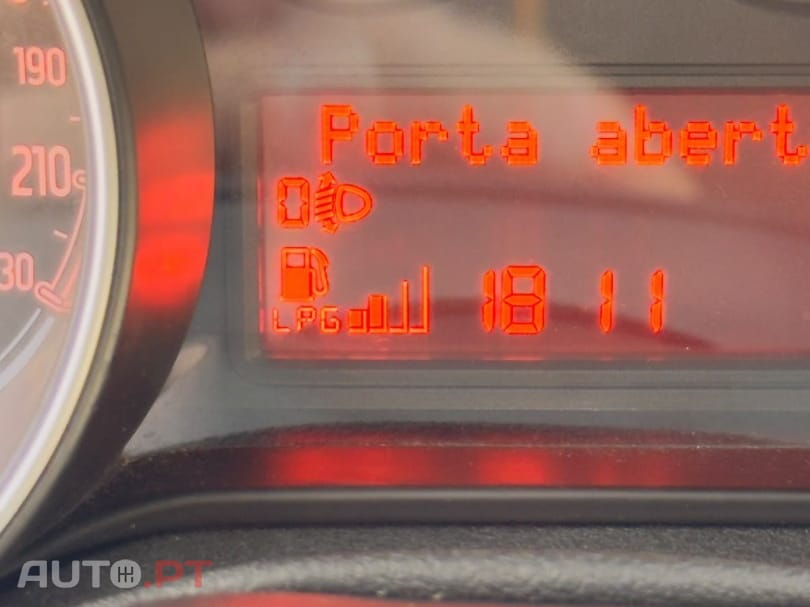 Fiat Punto 1.4 Easy GPL