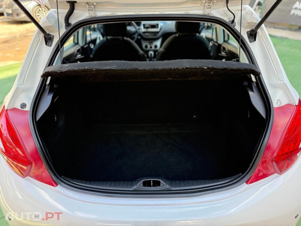 Peugeot 208 1.4 HDi