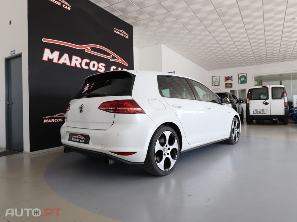 Volkswagen Golf 2.0 TSi GTi Performance