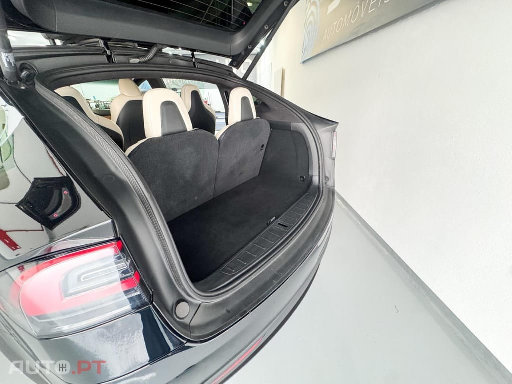 Tesla Model X 100 kWh Long Range AWD