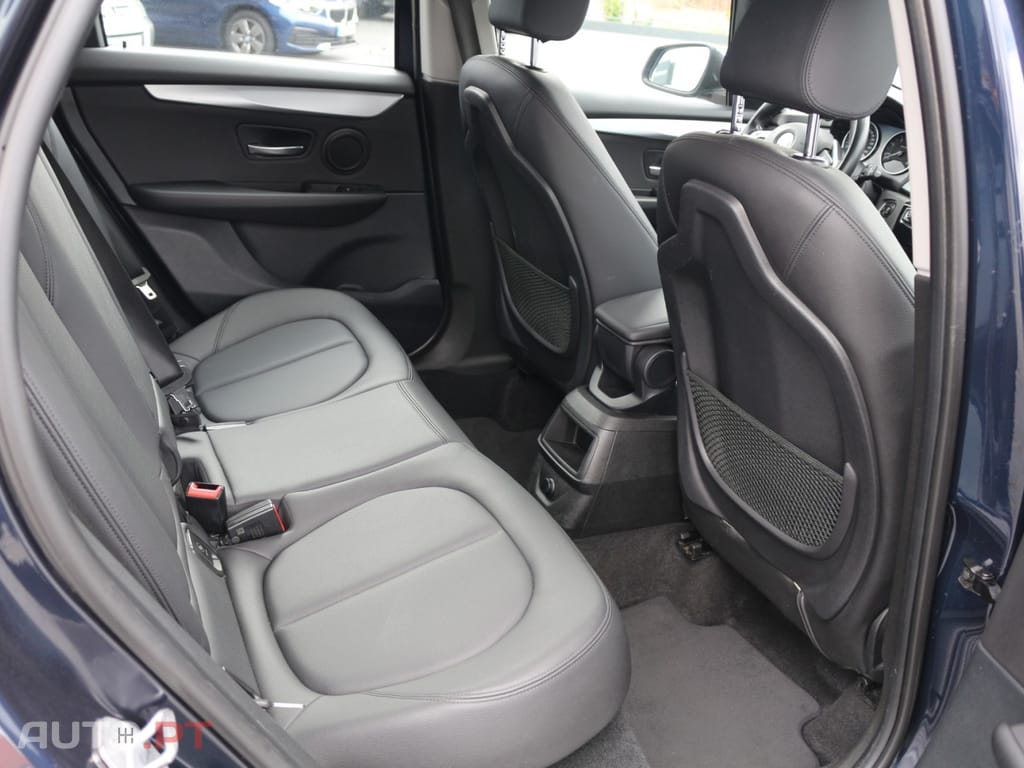 BMW 216 d Advantage