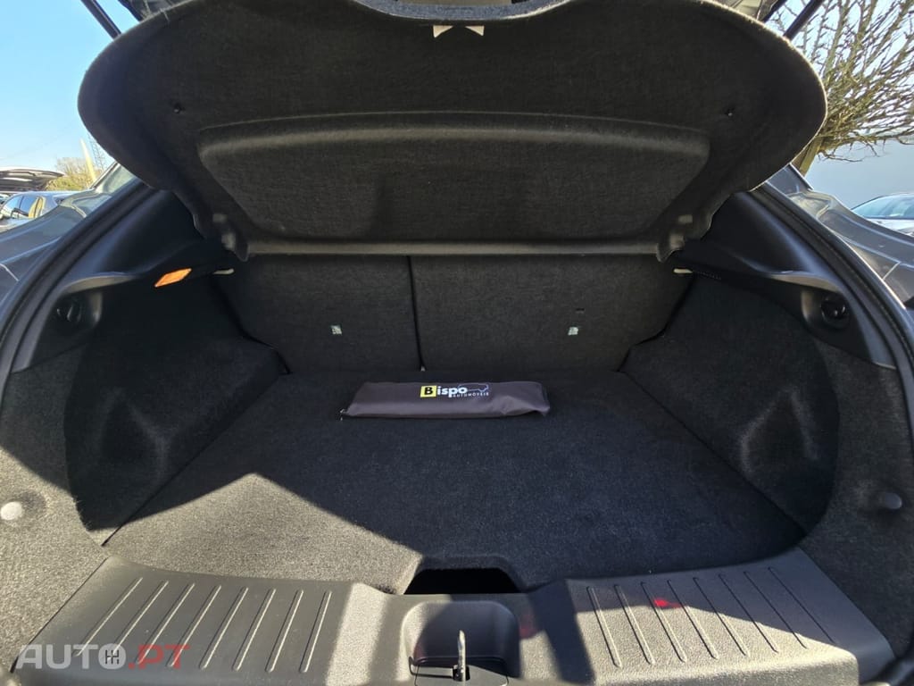 Nissan Juke 1.0 DIG-T DCT N-Connecta