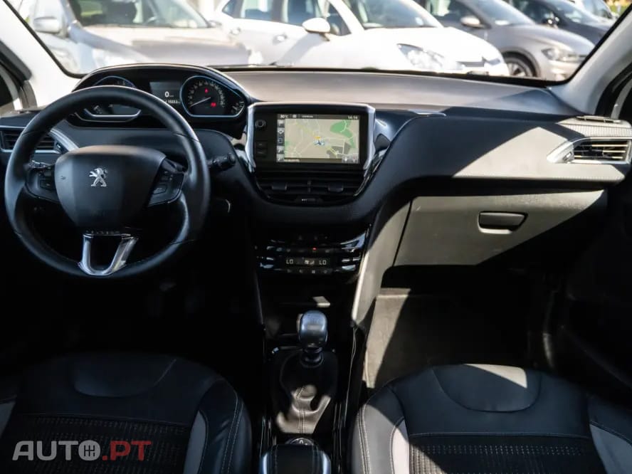 Peugeot 2008 1.6 BlueHDi Allure