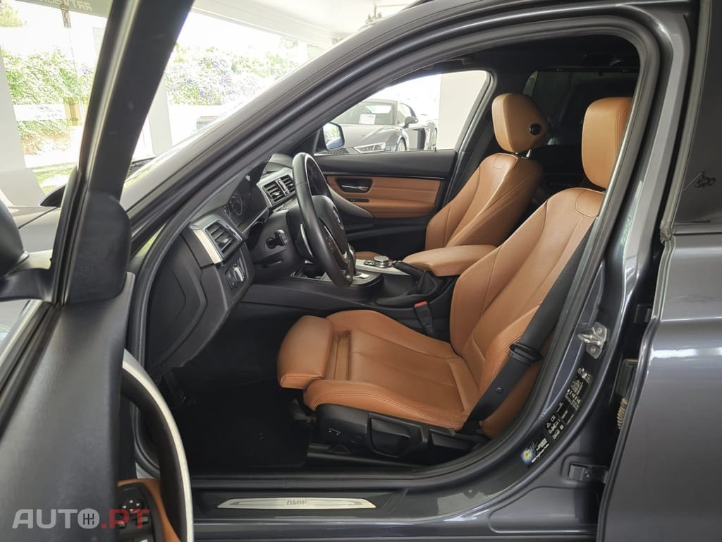 BMW 335 d Touring xDrive Line Sport