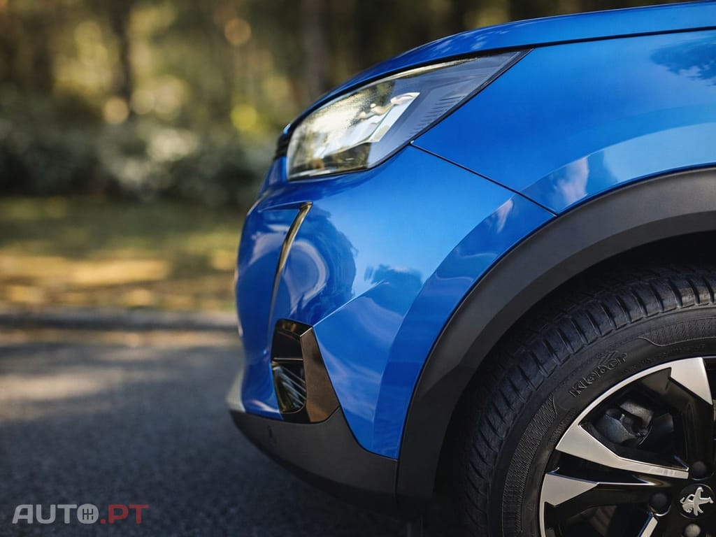 Peugeot E-2008 50 kWh Allure