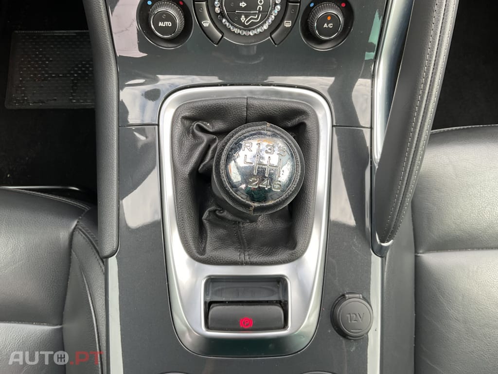 Peugeot 3008 1.6 HDi Premium