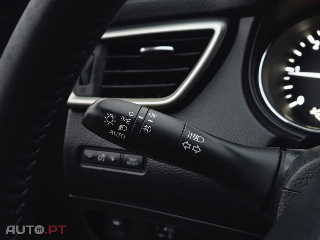 Nissan Qashqai 1.5 dCi N-Connecta RS+PS