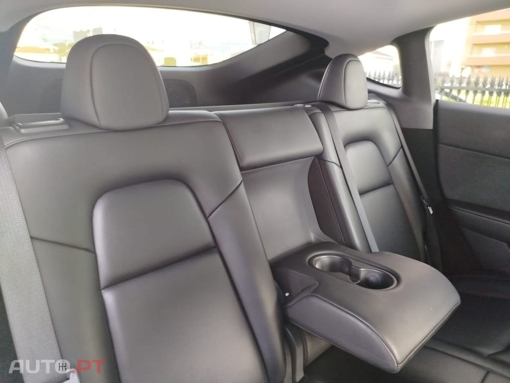 Tesla Model Y Tração Traseira