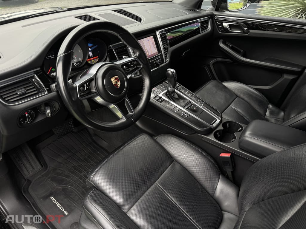 Porsche Macan S