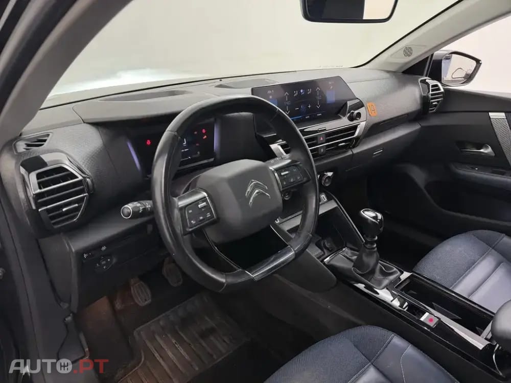 Citroen C4 PureTech 130 Stop & Start Shine