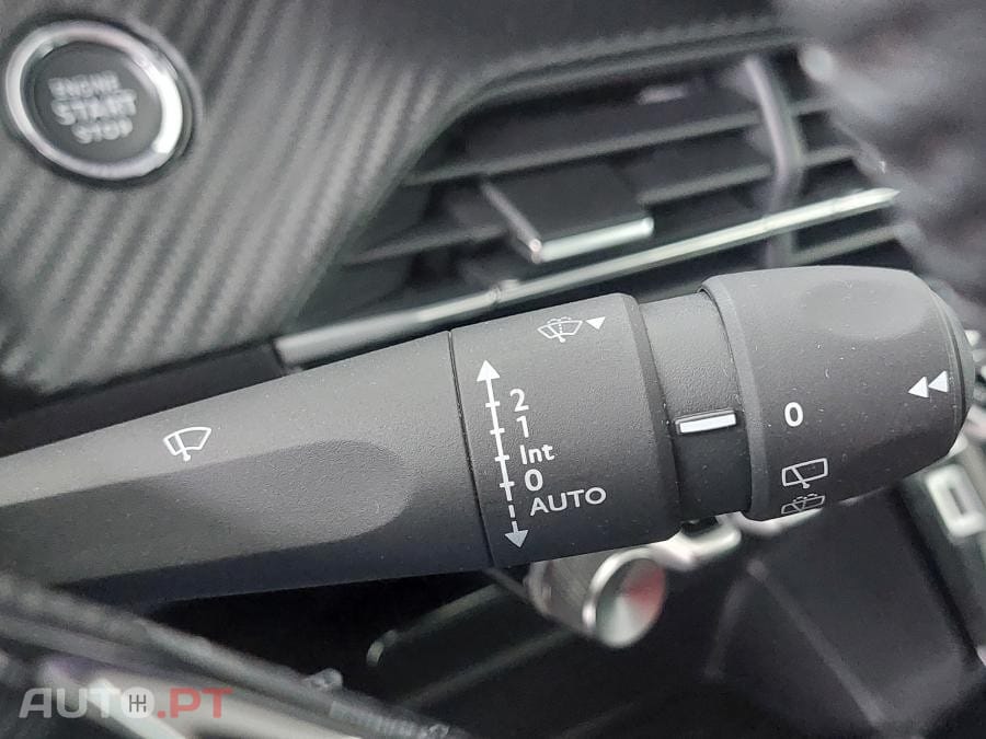 Peugeot E-208 50 kWh Active