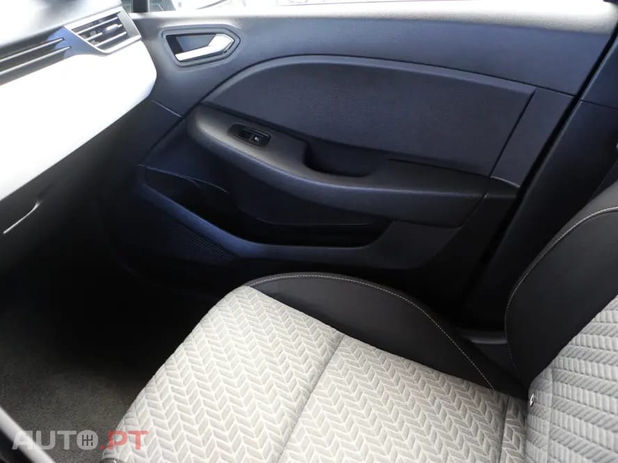 Renault Clio 1.0 TCe Intens