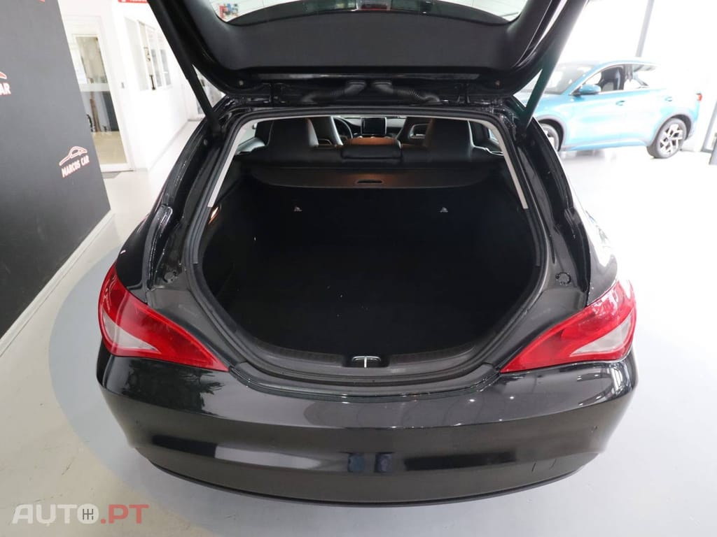 Mercedes-Benz CLA 180 d Shooting Brake