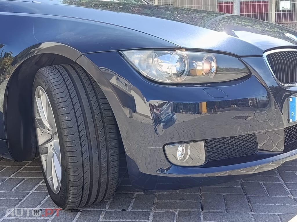 BMW 320 d Cabrio Auto — fotografia 15