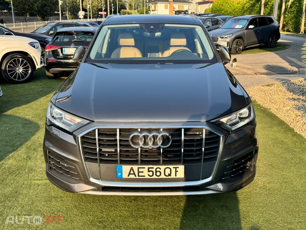 Audi Q7 55 TFSIe quattro Tiptronic