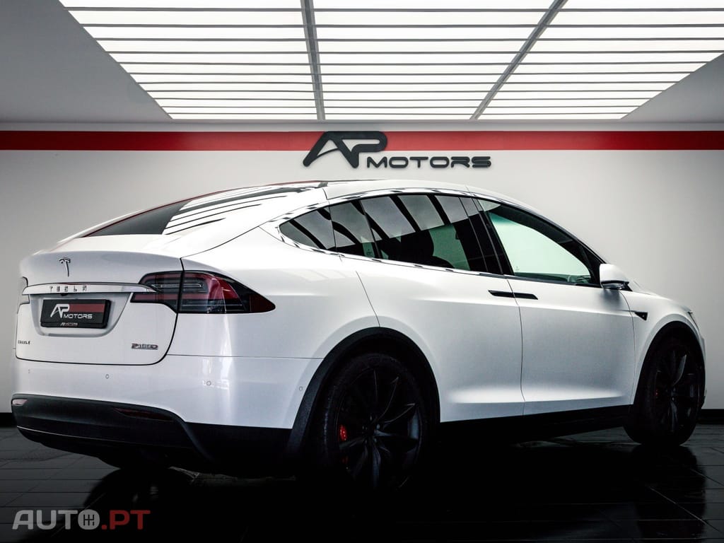 Tesla Model X P100D