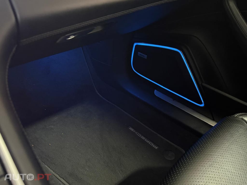 Porsche Panamera 4 E-Hybrid Plug-in