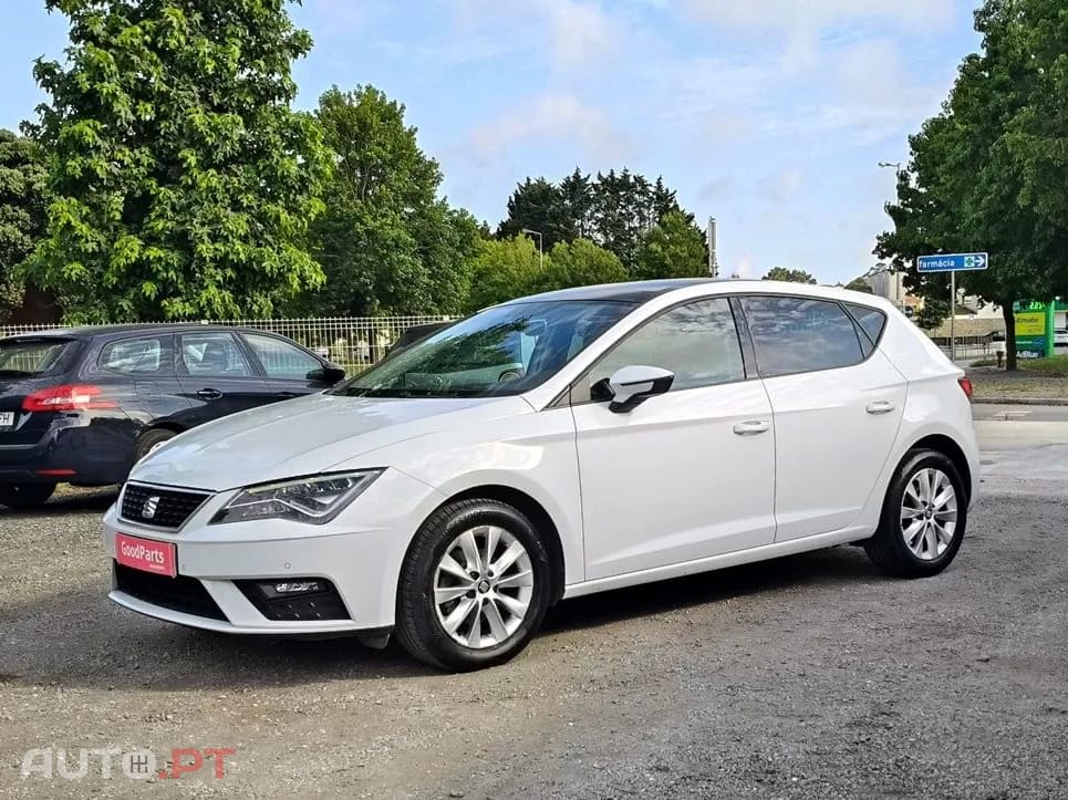 SEAT Leon 1.0 TSI Xcellence — fotografia 6