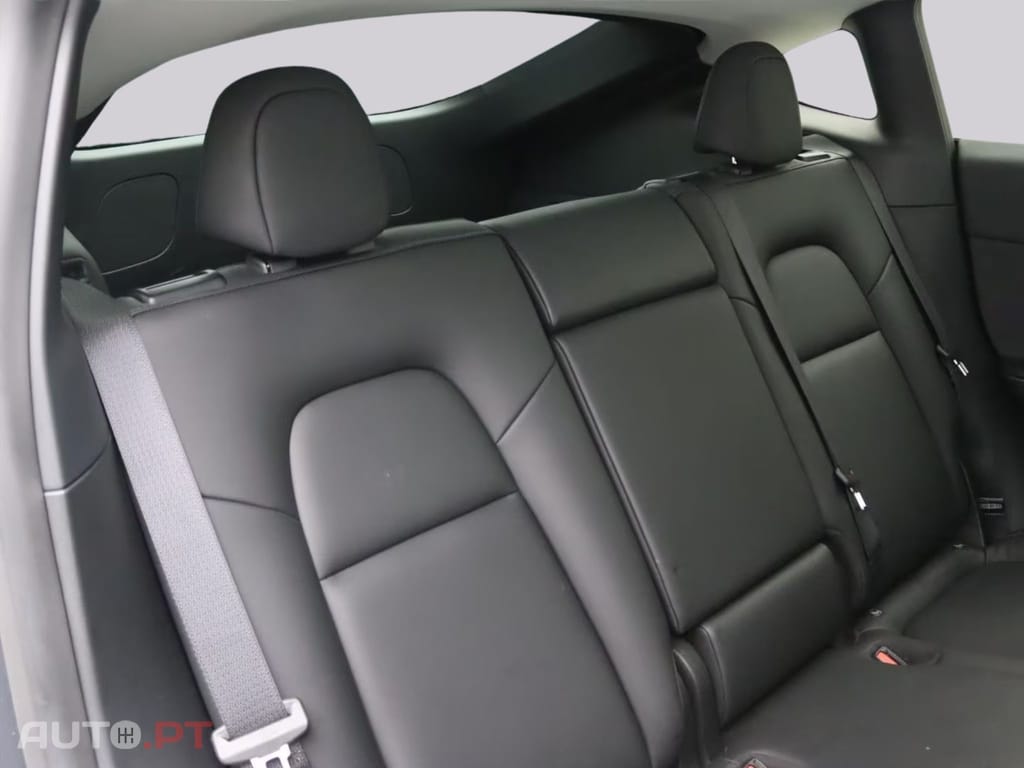 Tesla Model Y Long Range AWD I.V.A DEDUTIVEL 