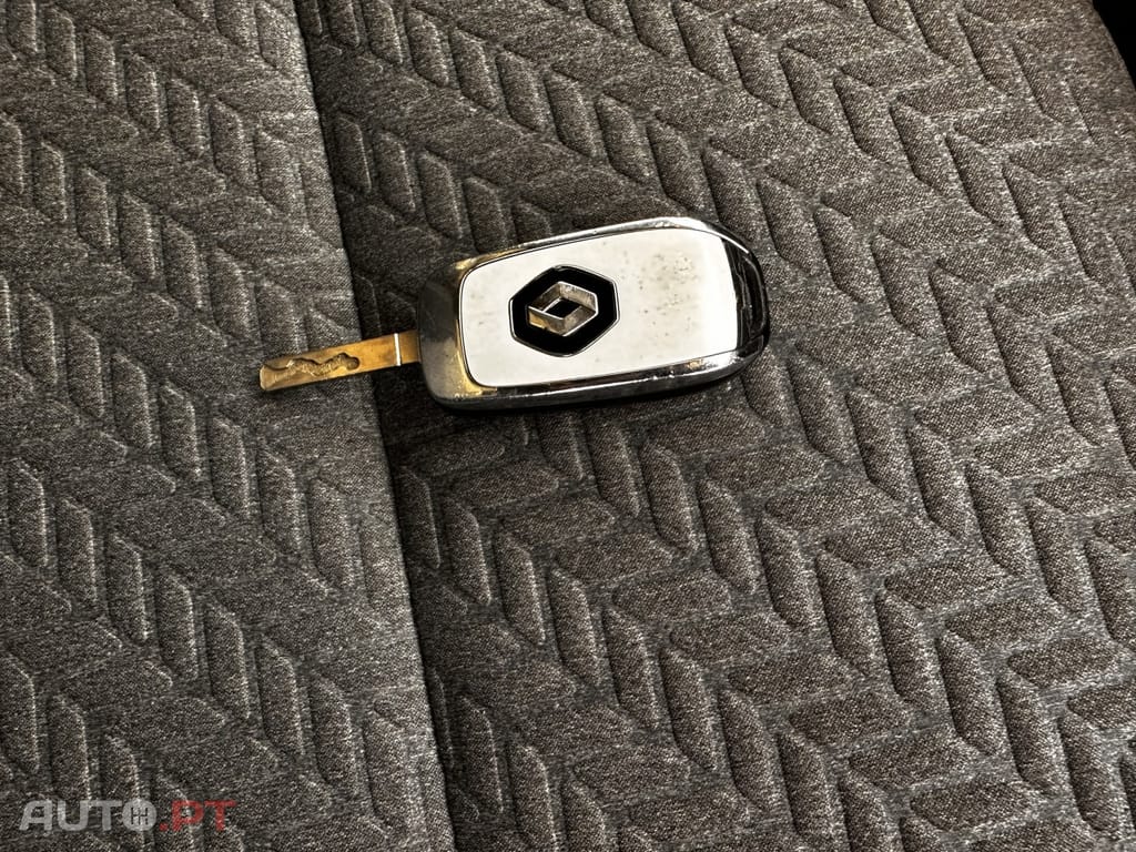 Renault Clio 1.0 TCe Limited