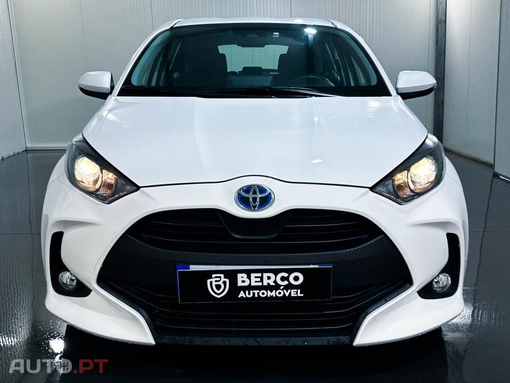 Toyota Yaris Hybrid Dynamic Edition