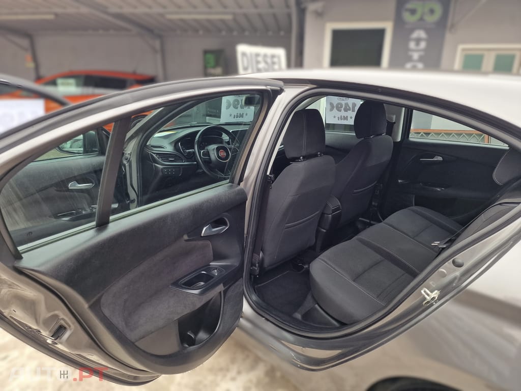 Fiat Tipo 1.3MJet Lounge Tech J17