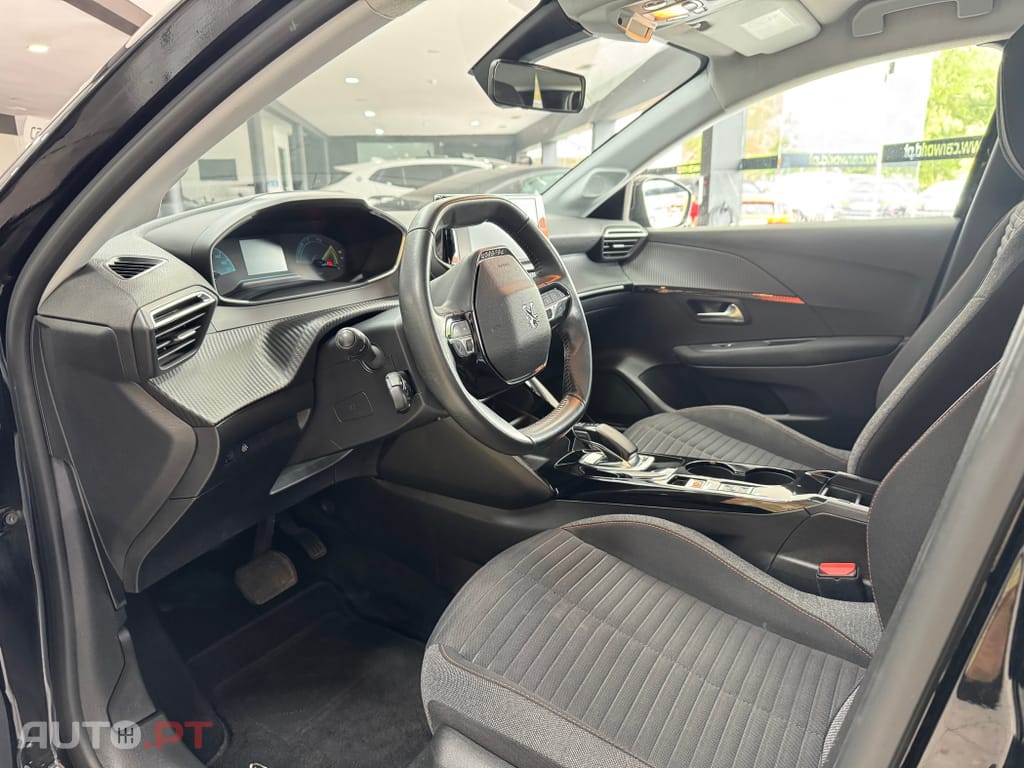 Peugeot E-208 50 kWh Active