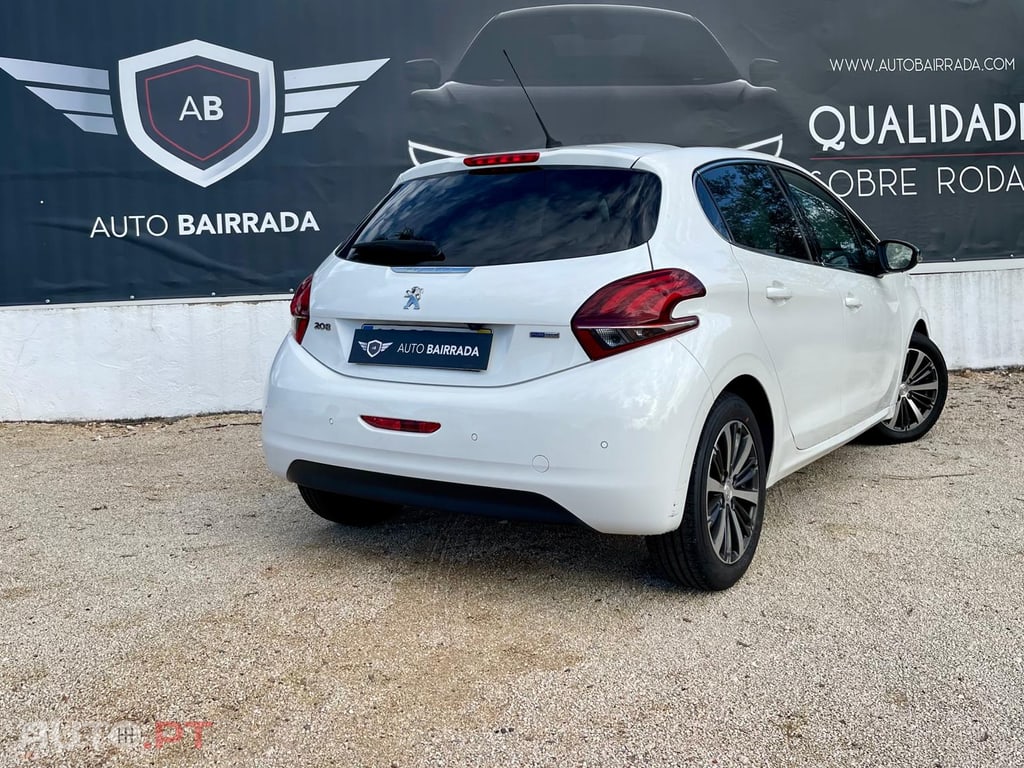 Peugeot 208 1.2 Pure Tech Allure