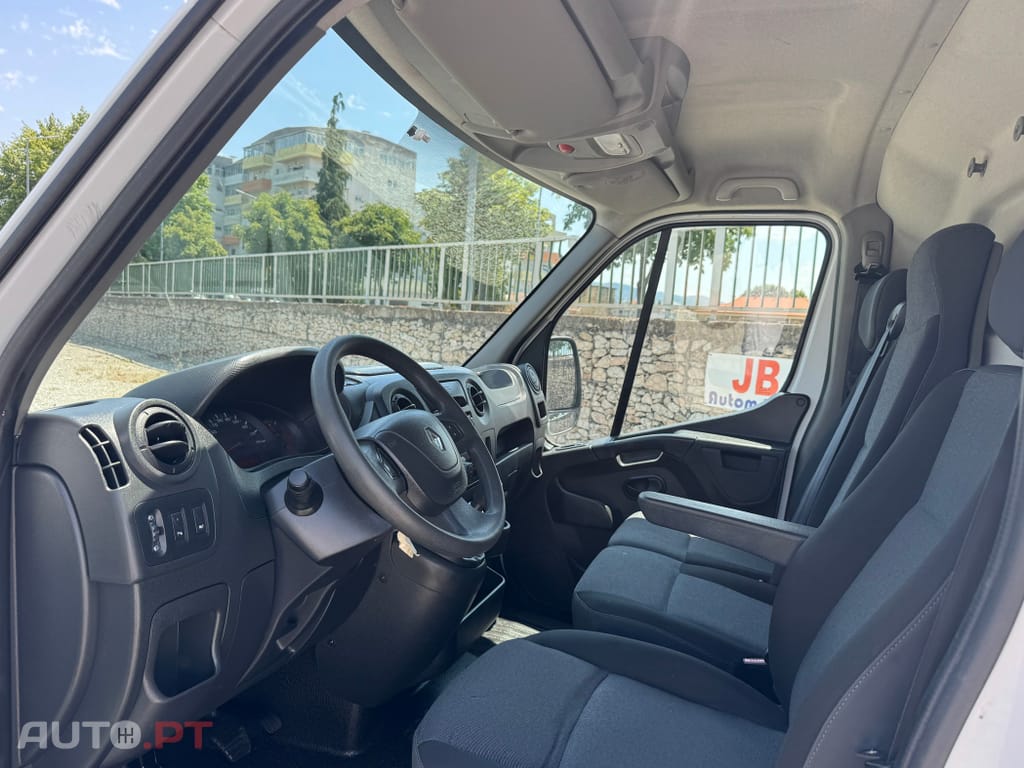 Renault Master 2.3 dCi L2H2 3.5T
