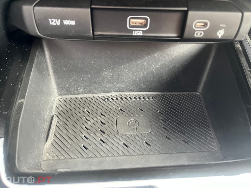 Kia Niro 1.6 GDi HEV Tech