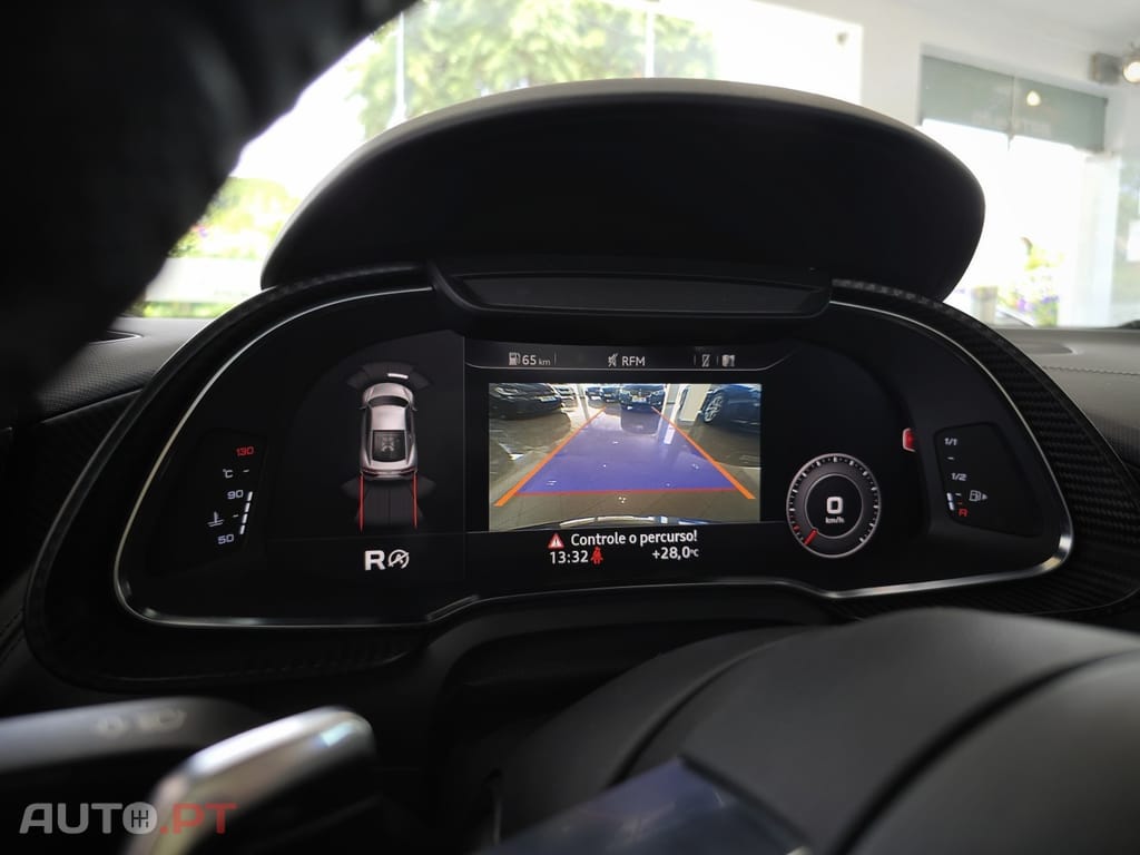 Audi R8 V10 plus 5.2 FSI quattro S tronic