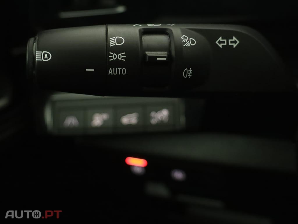 Renault Austral Austral 1.3 Mild Hybrid Iconic Auto