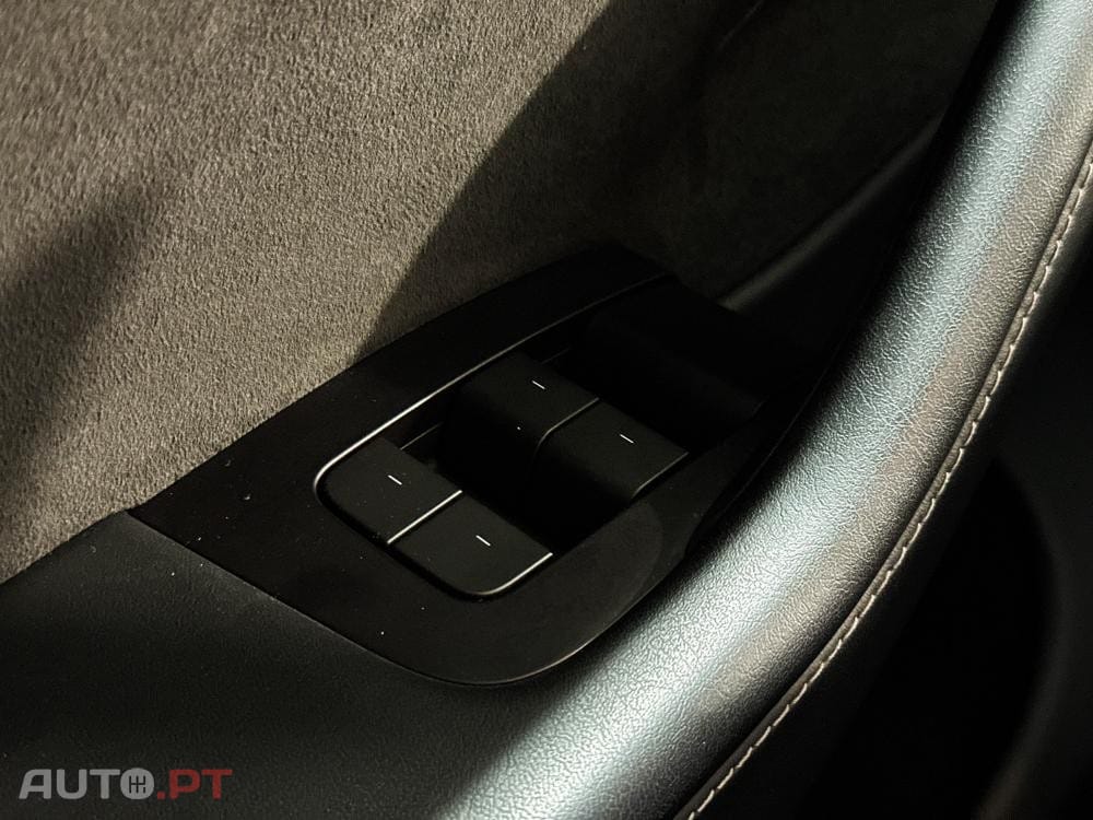 Tesla Model Y Performance Dual Motor AWD