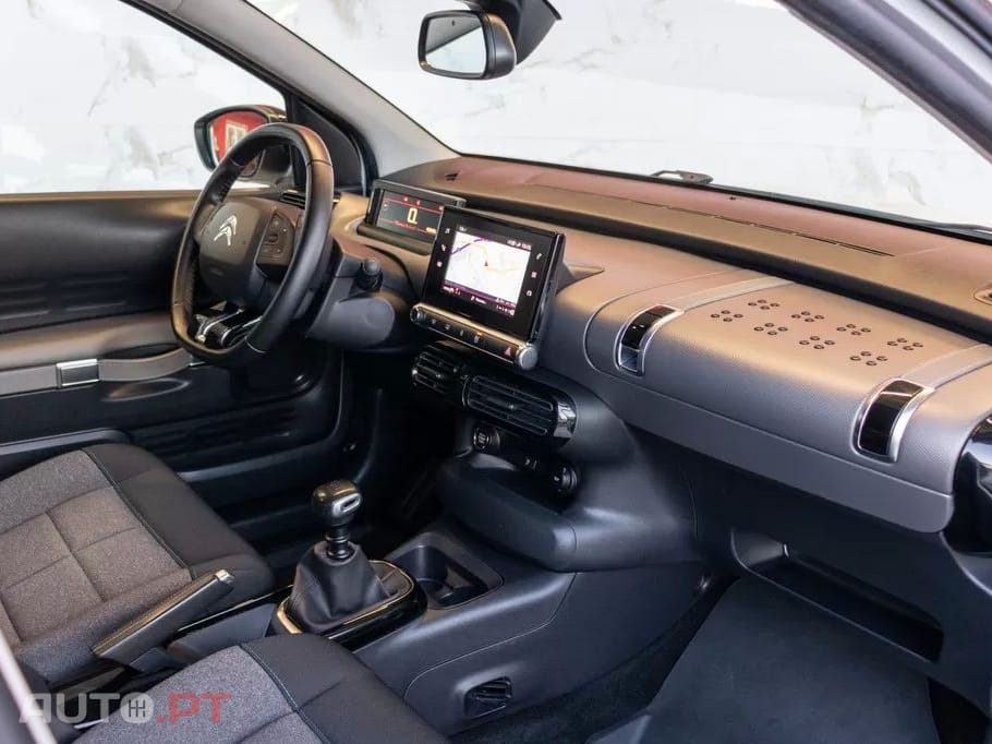 Citroen C4 Cactus 1.2 PureTech Shine