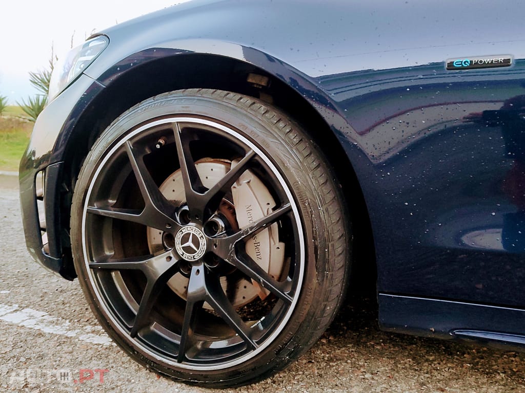 Mercedes-Benz C 300 AMG Line