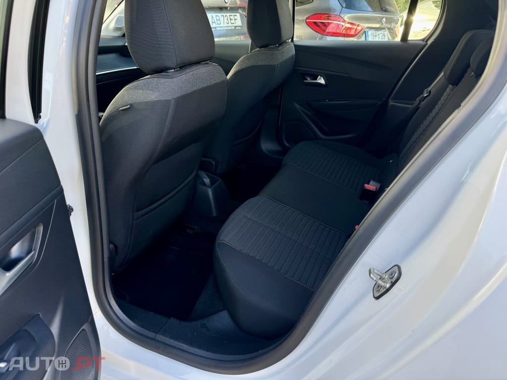 Peugeot 208 1.5 BlueHDi Active Business Pack