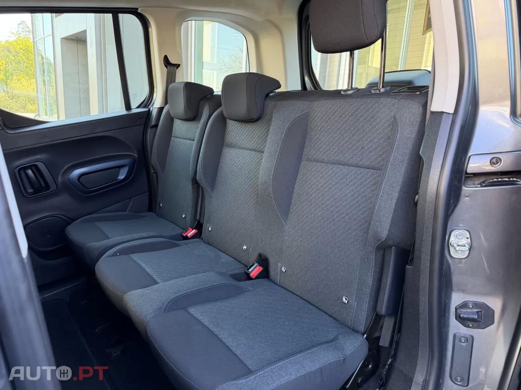 Peugeot Rifter 1.2 PureTech Active