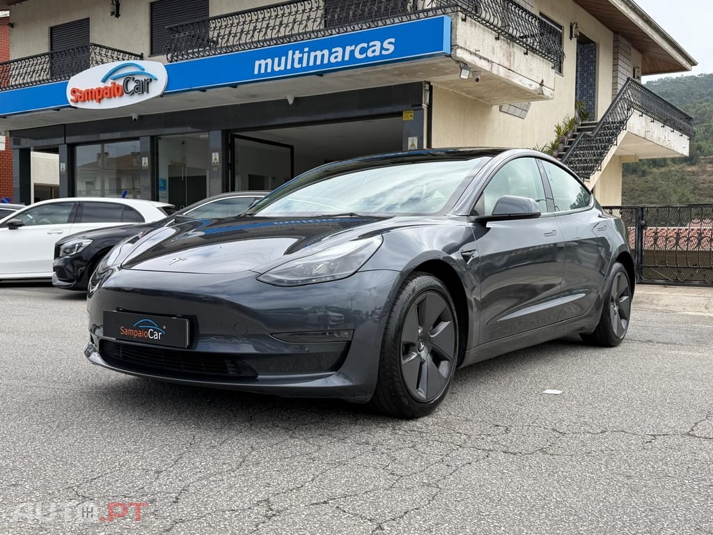 Tesla Model 3 Long Range Tração Integral Premium