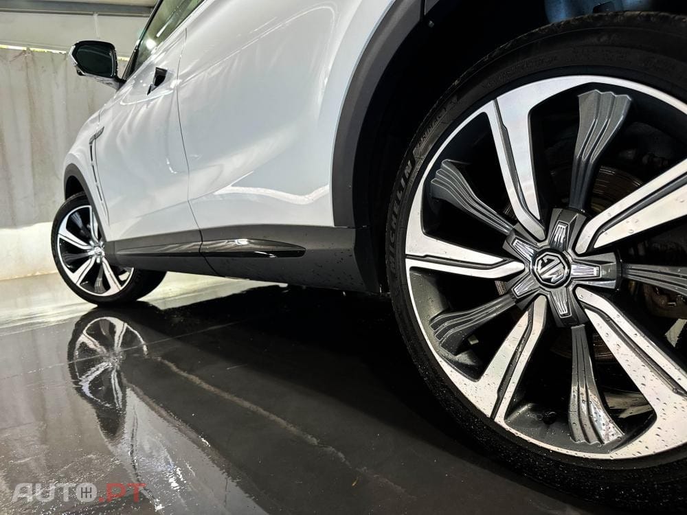 MG Marvel R 70 kWh AWD Performance