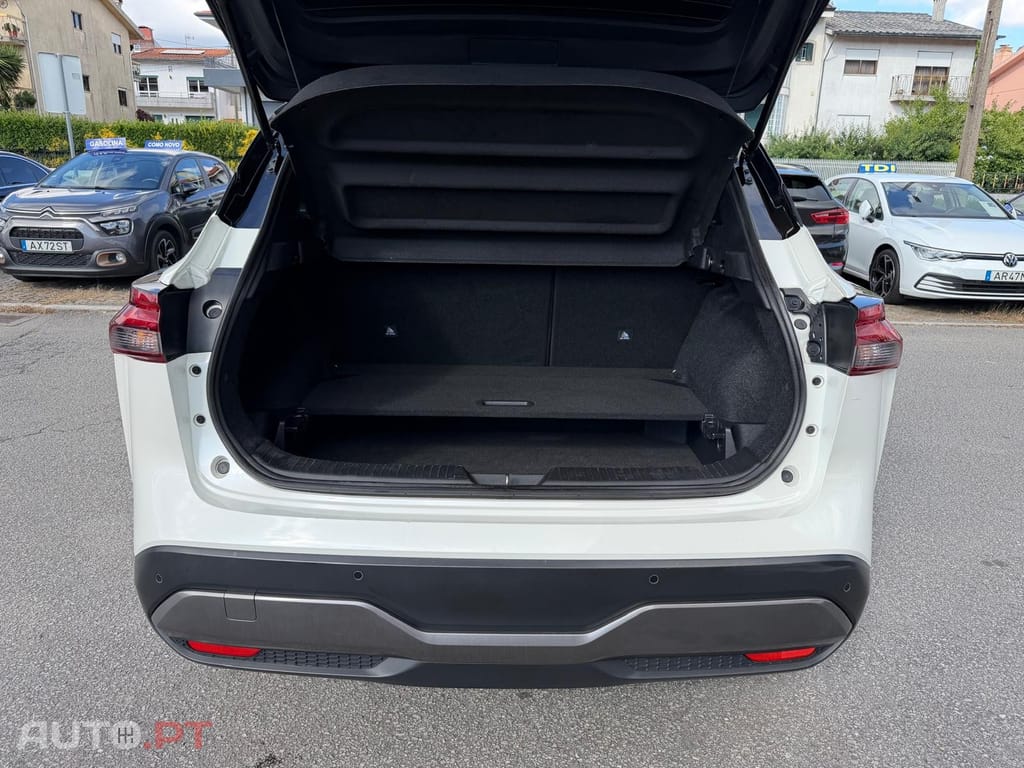 Nissan Qashqai 1.3 DIG-T N-Connecta LED
