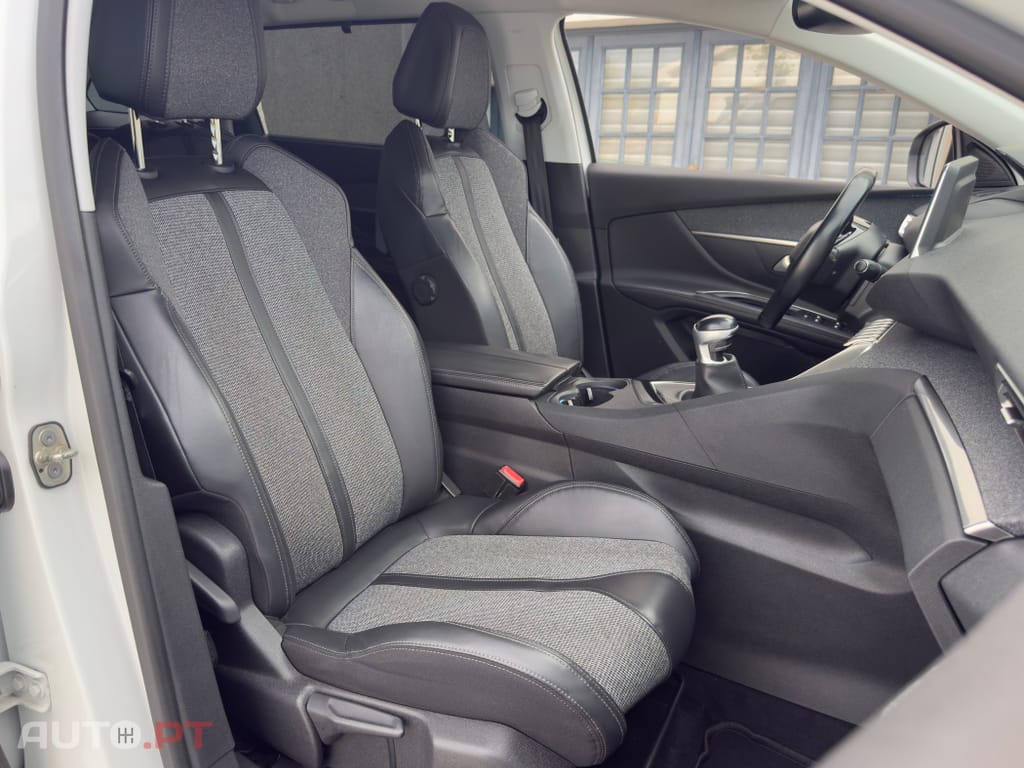 Peugeot 5008 1.6 BlueHDi Allure