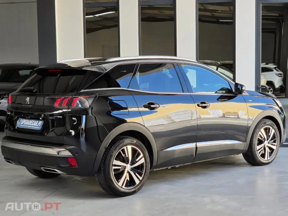 Peugeot 3008 1.6 Hybrid GT Pack e-EAT8