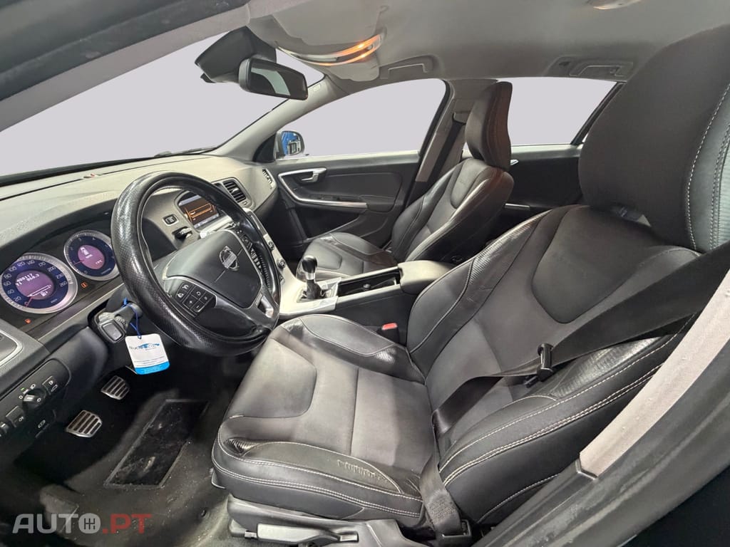 Volvo V60 1.6d  R-design